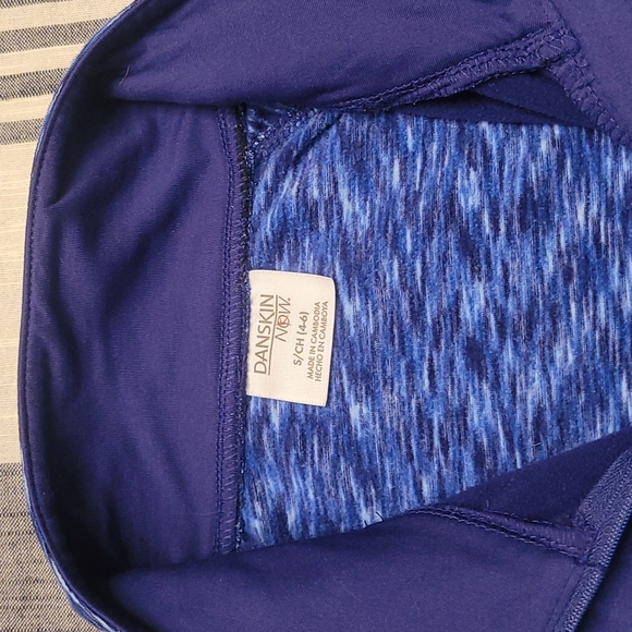 Danskin Now 1/4 Zip Fitted Pullover - Picture 3 of 9